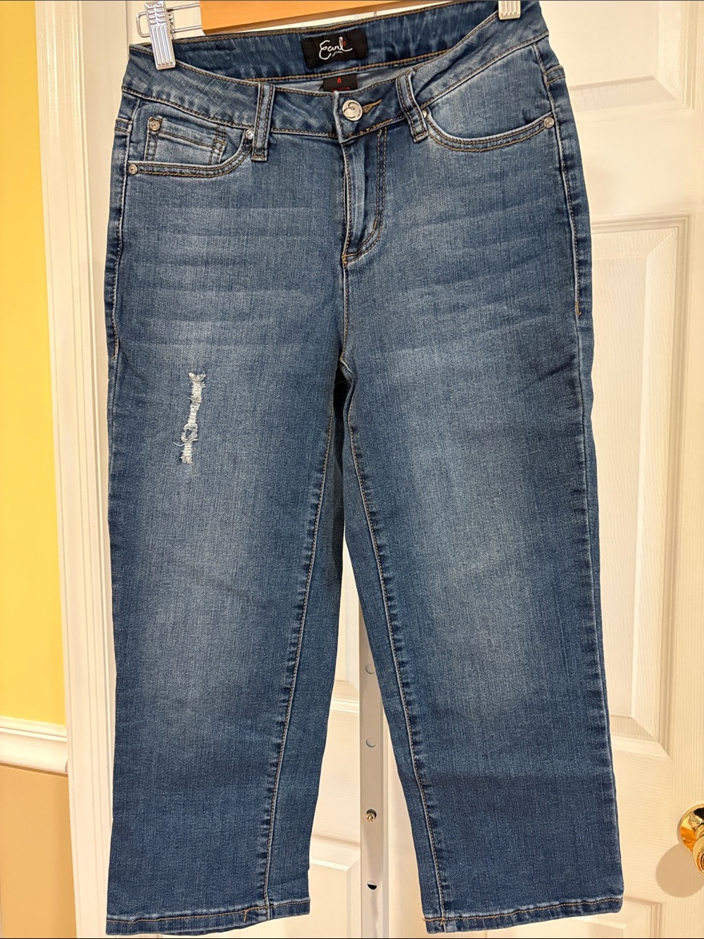 Earl Capri Jeans size 4